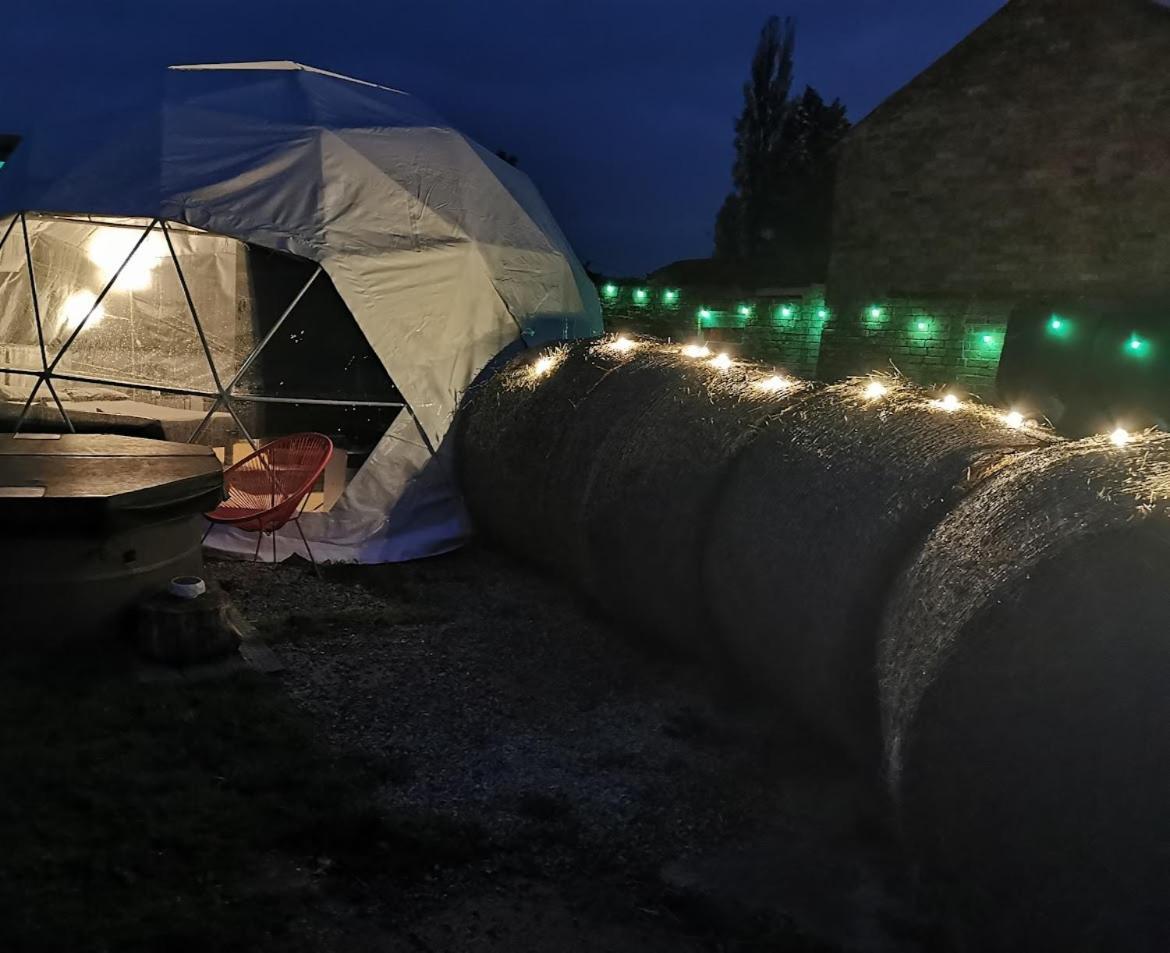 Lincoln Star Dome, Hot Tub, Bbq Apartment Langworth Exterior foto